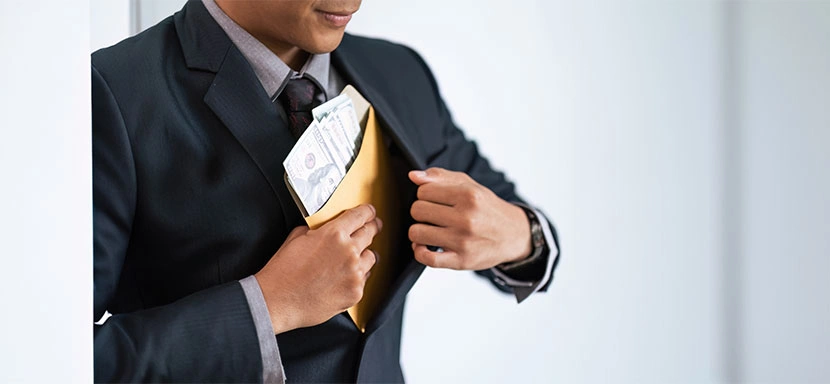 Miami Embezzlement Lawyer-image
